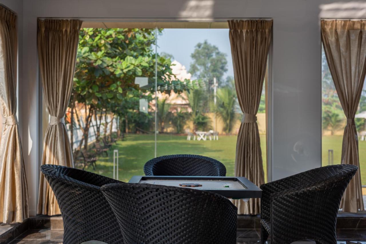 Paramount Riverfront Resort & Spa, Karjat Exterior foto