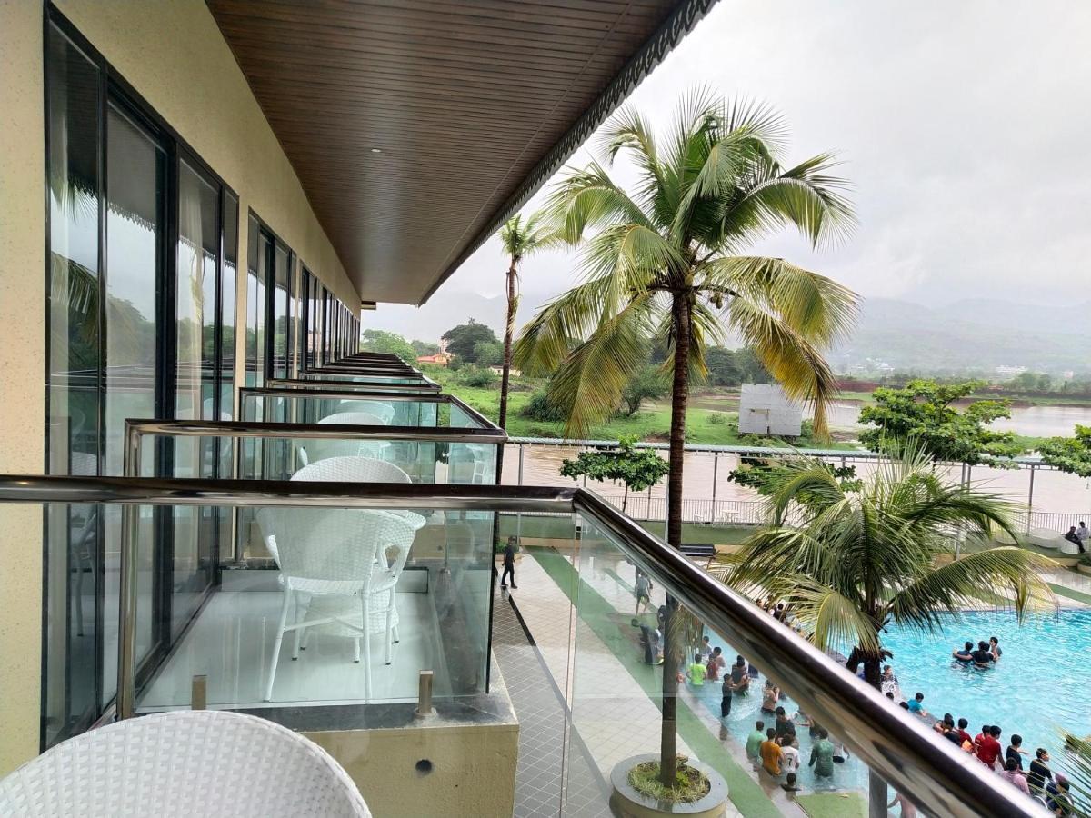 Paramount Riverfront Resort & Spa, Karjat Exterior foto