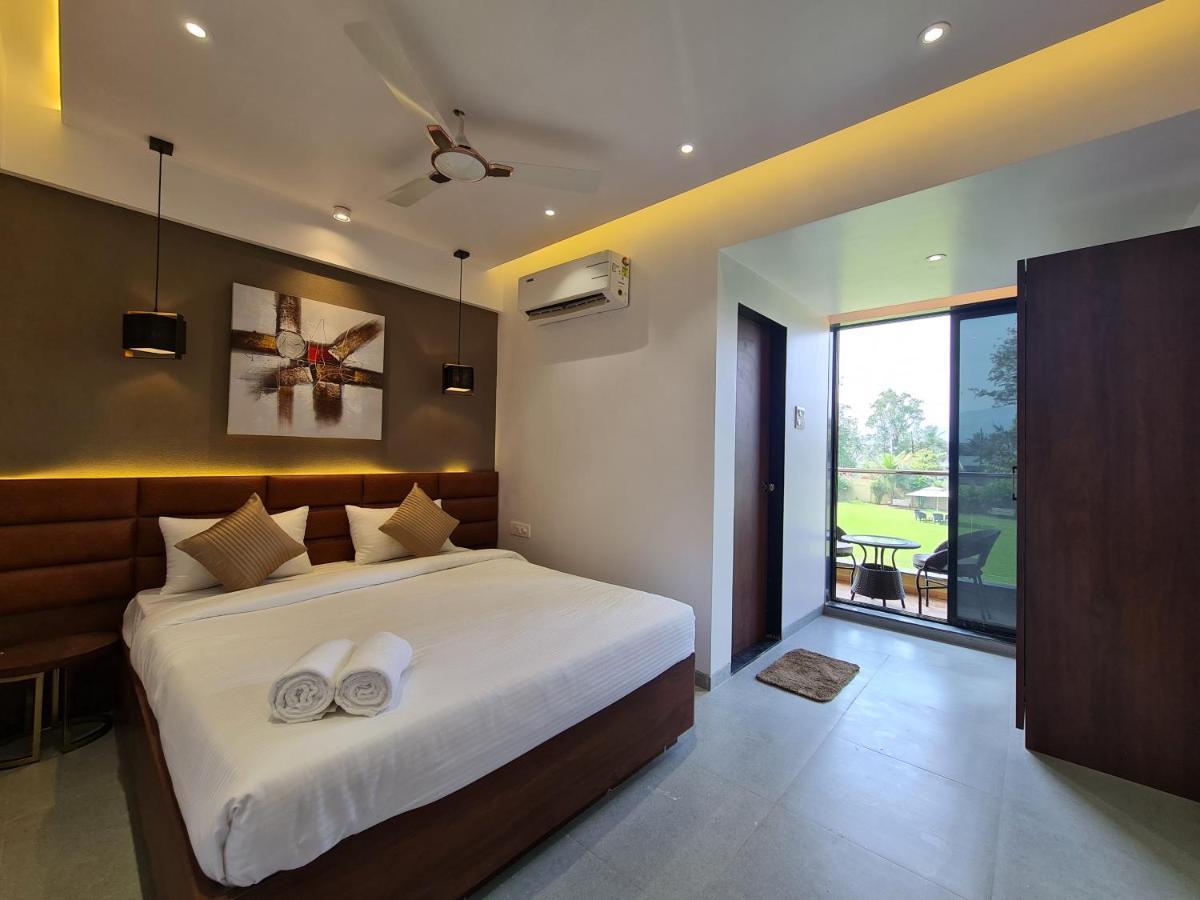 Paramount Riverfront Resort & Spa, Karjat Exterior foto