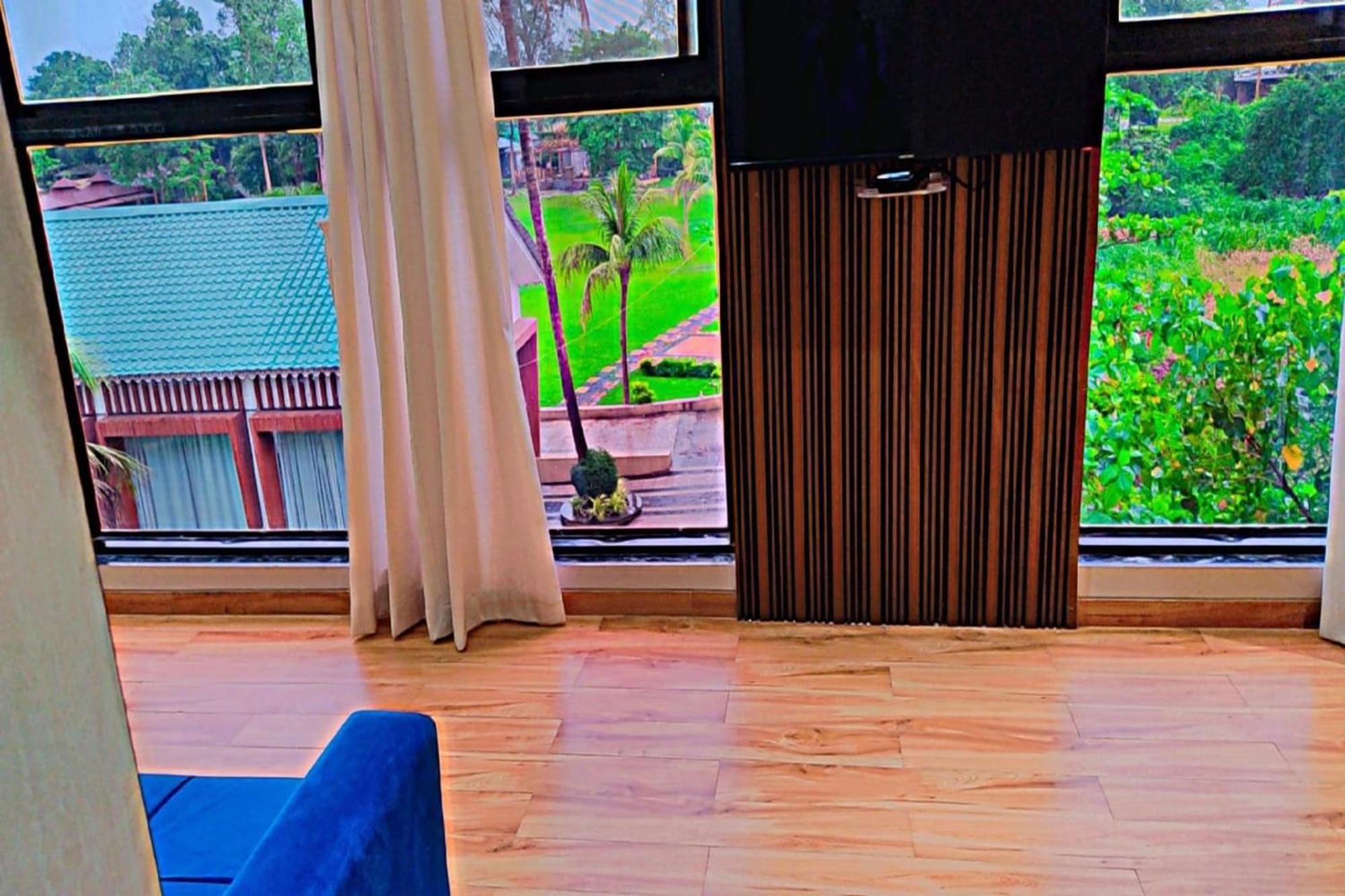 Paramount Riverfront Resort & Spa, Karjat Exterior foto
