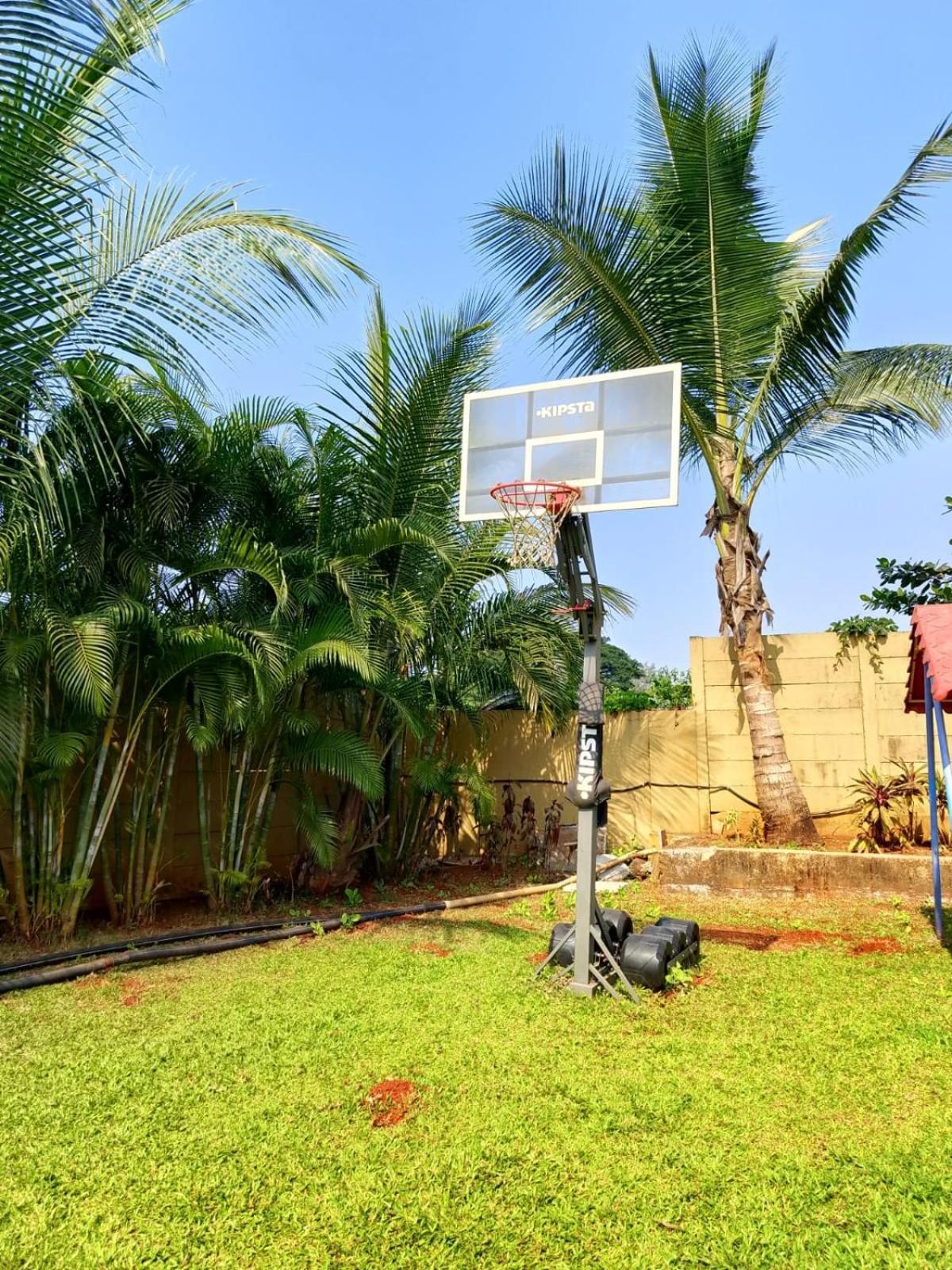 Paramount Riverfront Resort & Spa, Karjat Exterior foto