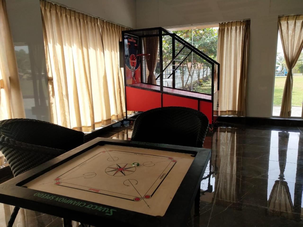 Paramount Riverfront Resort & Spa, Karjat Exterior foto