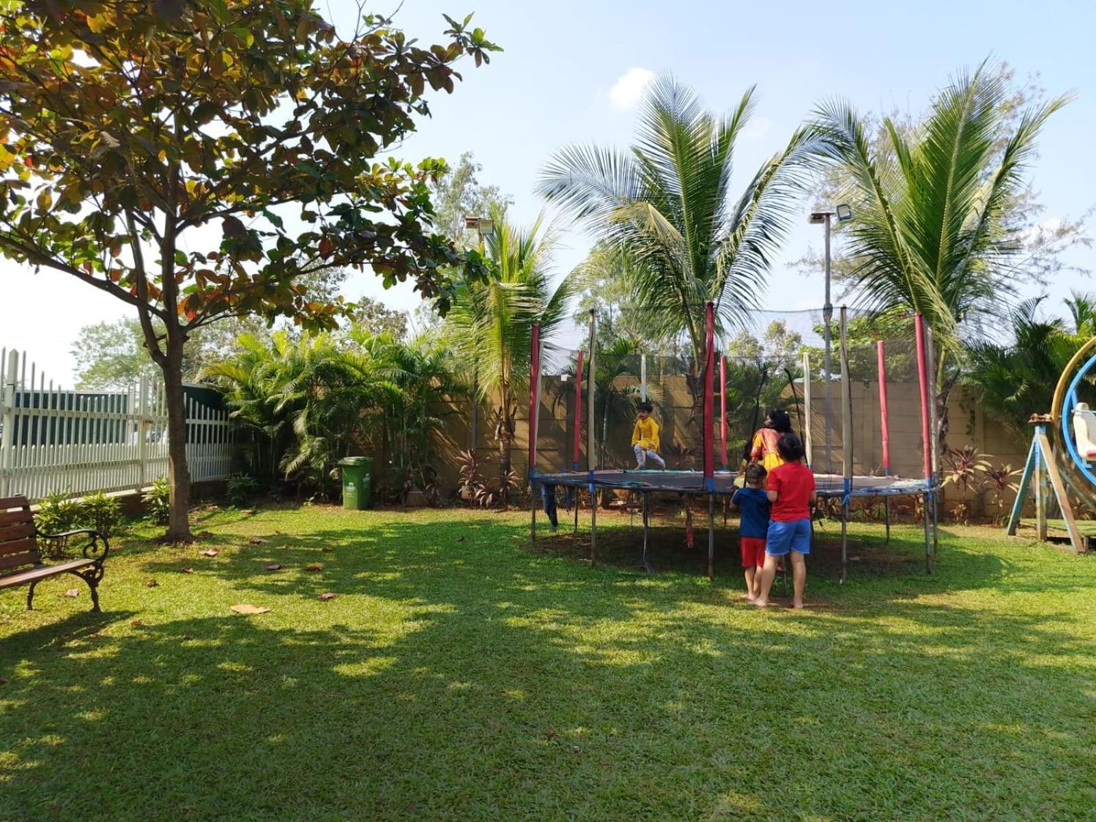 Paramount Riverfront Resort & Spa, Karjat Exterior foto